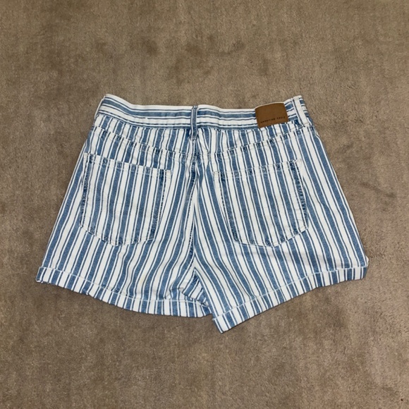 Striped American Eagle Shorts - Picture 2 of 3